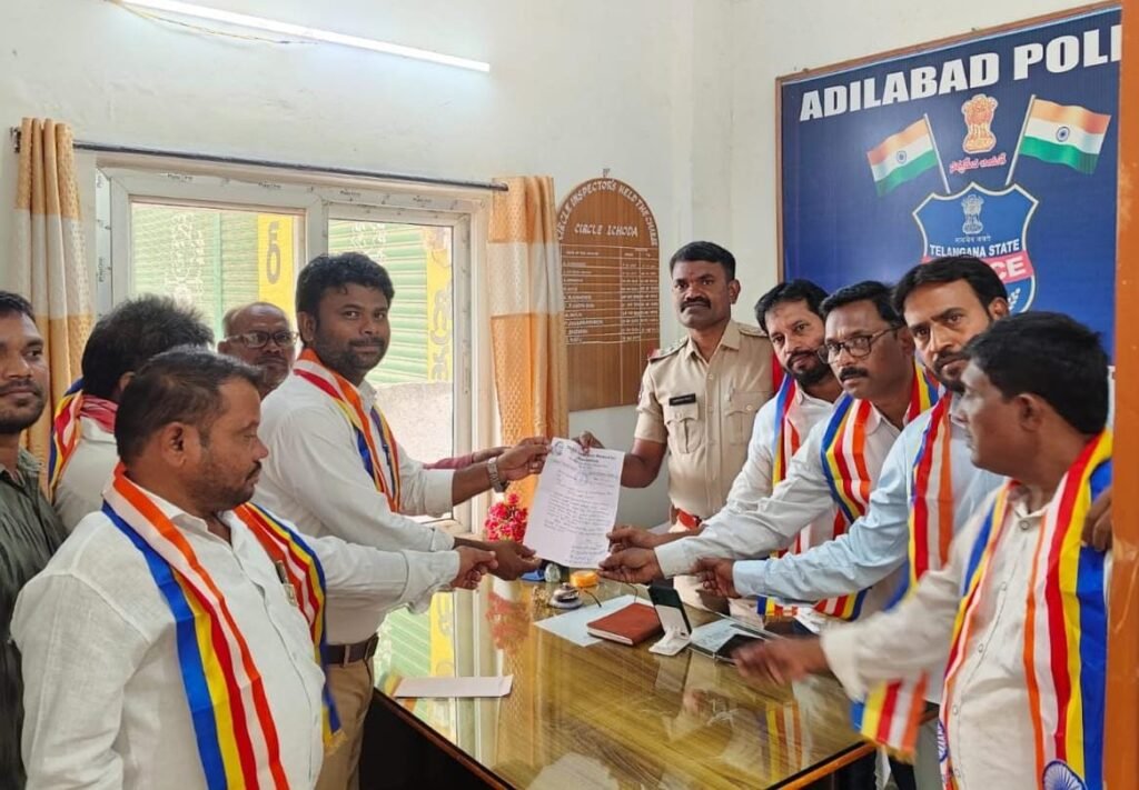 రాజ్యాంగాన్ని కించపరిచిన వ్యక్తిపై చర్యలు తీసుకోవాలి
