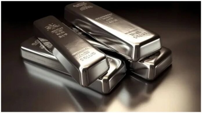 Silver bars reflecting the rise in silver prices on MCX in the Indian commodity market.