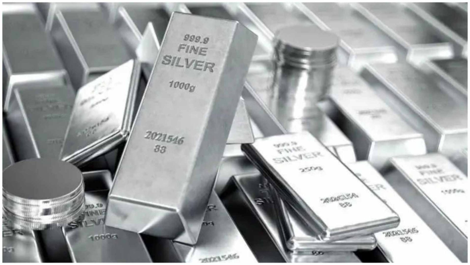 Falling silver prices chart showing global market weakness and expert warning
