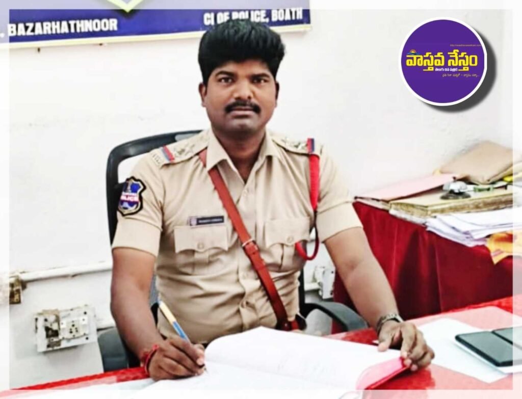 పోలీసులపై దాడి.. ఇద్దరు అరెస్ట్ : ఎస్సై రమేష్
