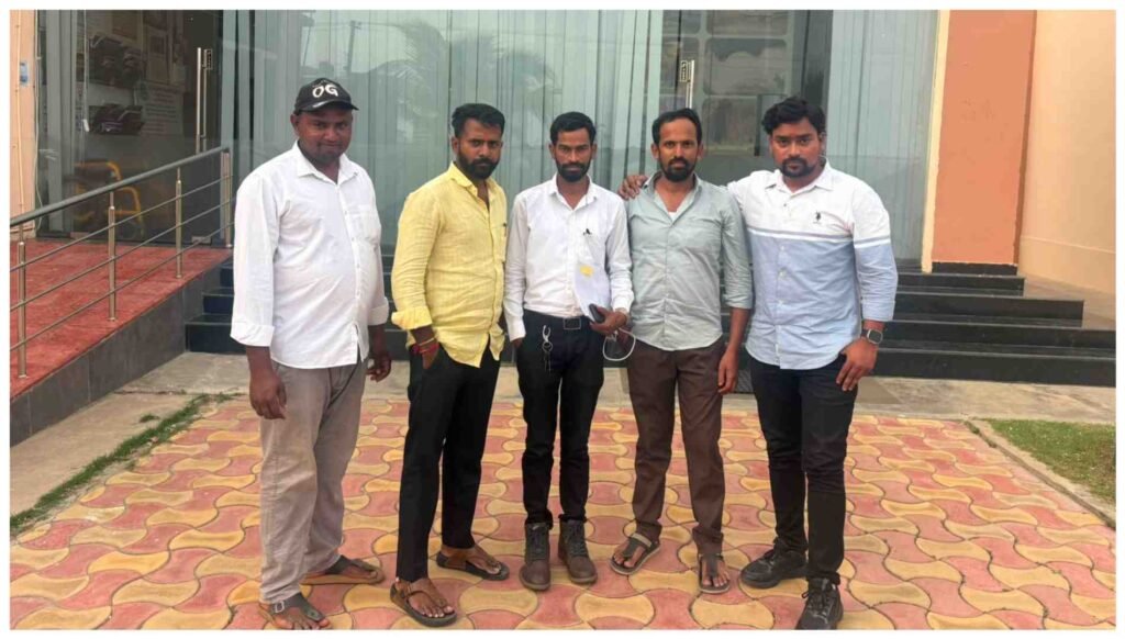 వీఆర్వో సస్పెన్షన్‌ హర్షణీయం.. భూ అక్రమాలపై సమగ్ర విచారణ జరపాలి